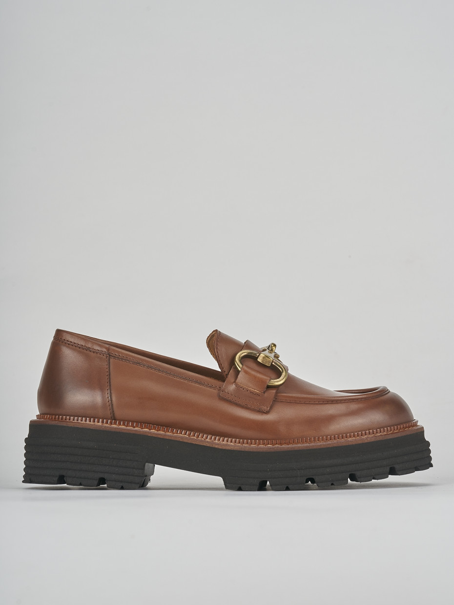 Mocasines tacón 2 cm marrón cuero