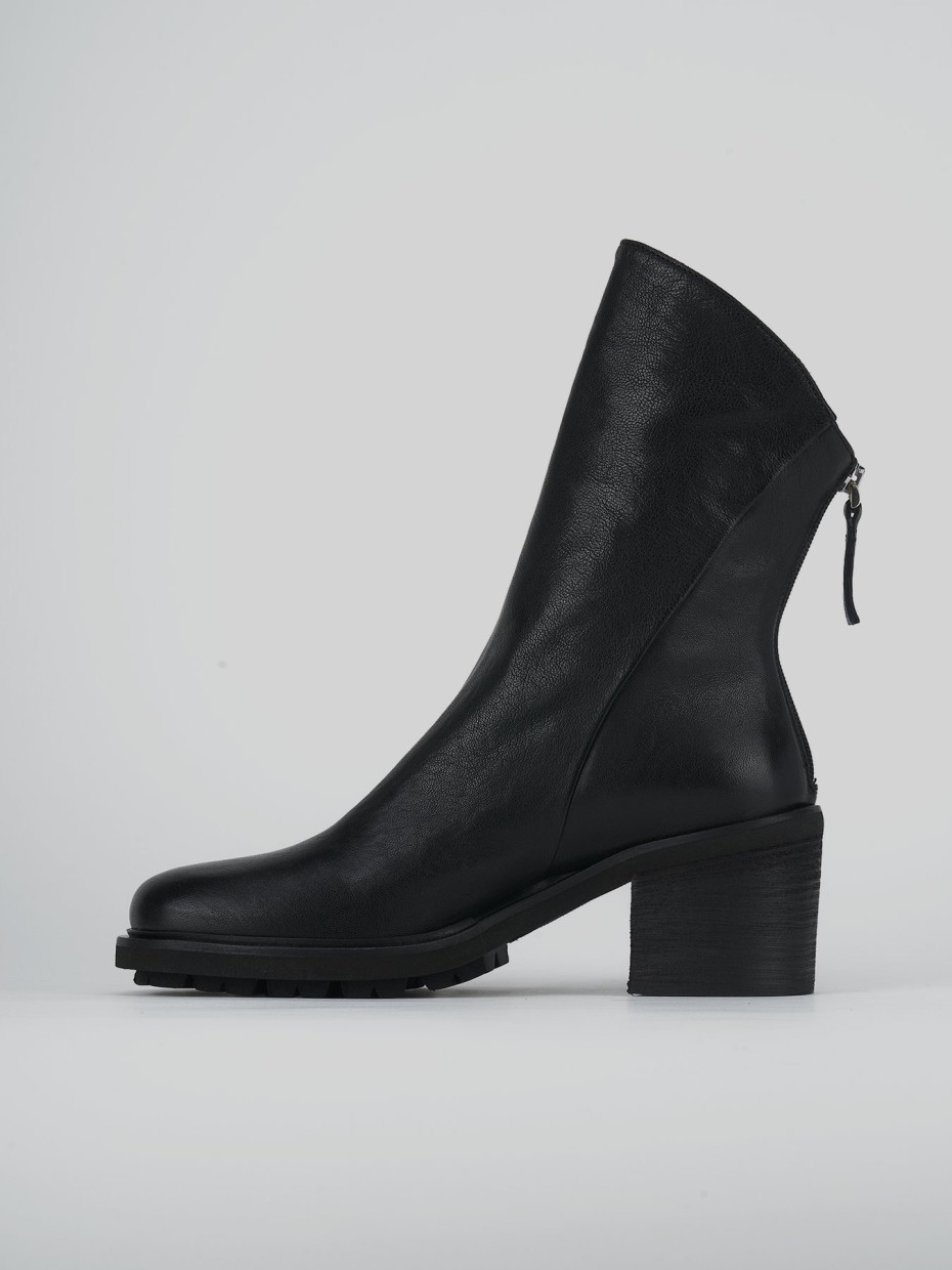 High heel ankle boots heel 6 cm black leather