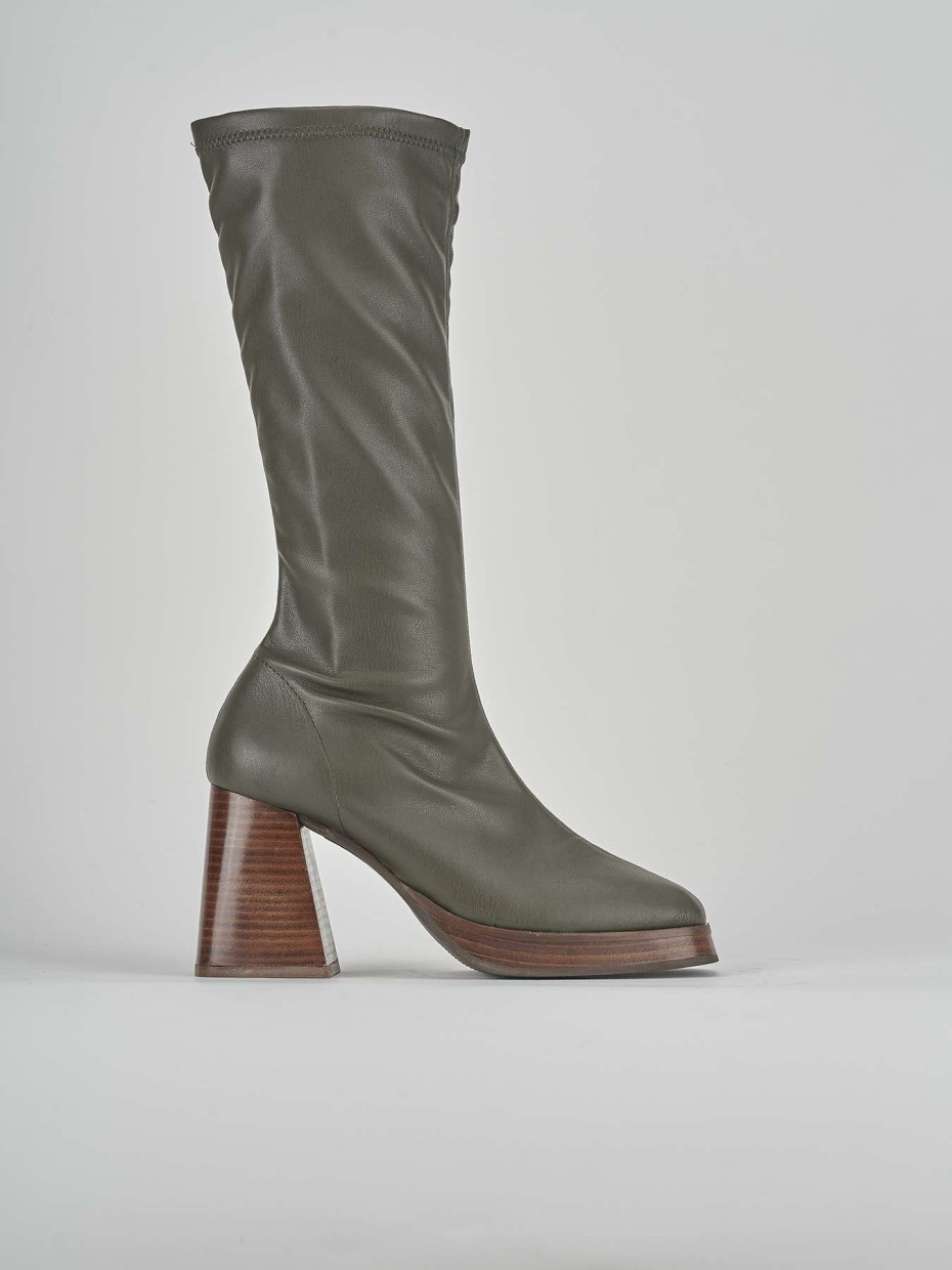 High heel boots heel 8 cm green leather