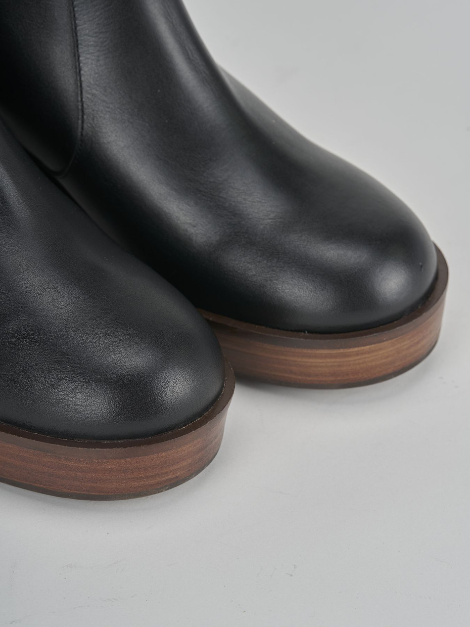 High heel ankle boots heel 6 cm black leather
