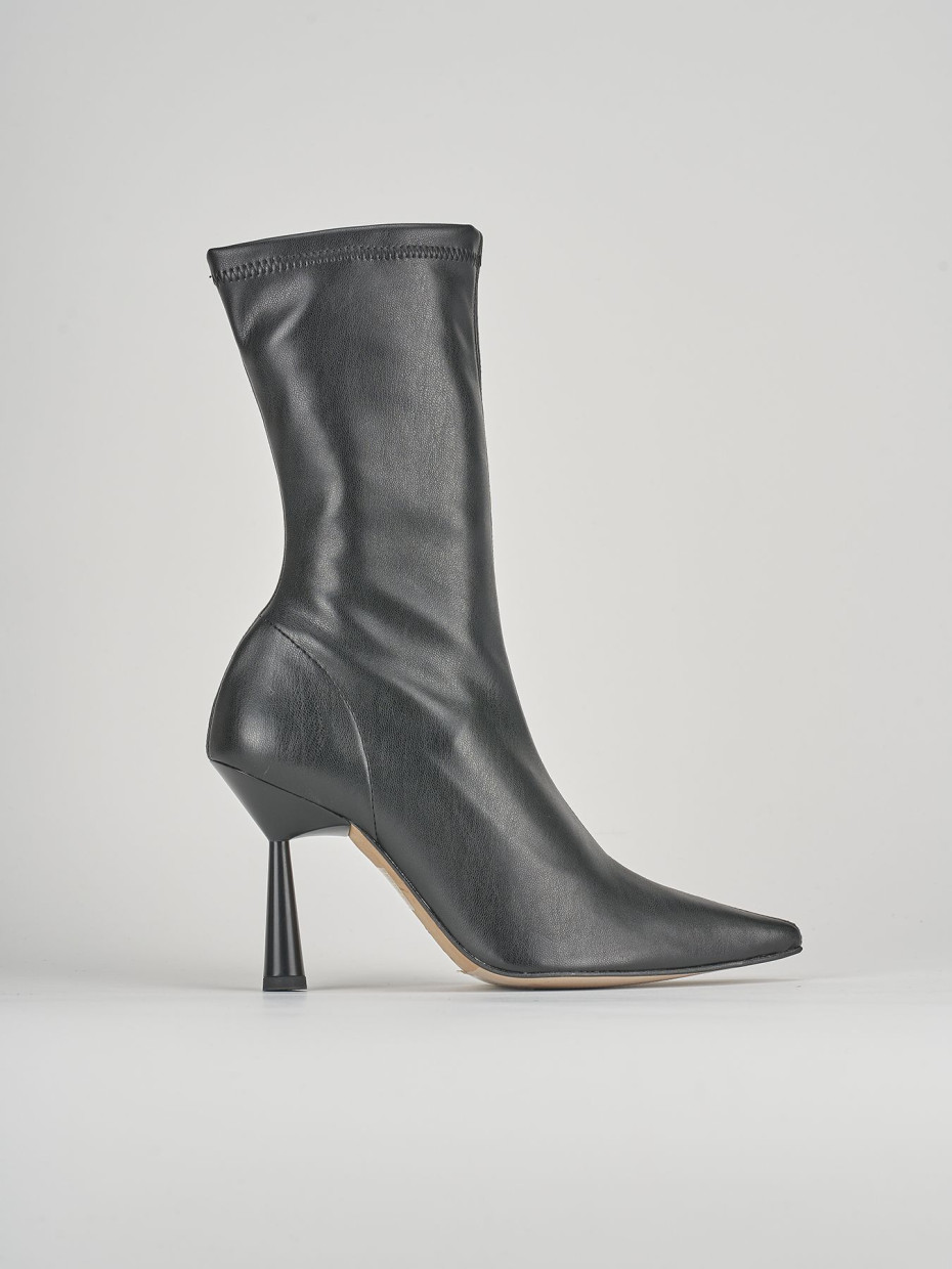 Botines de tacón alto tacón 9 cm negro cuero