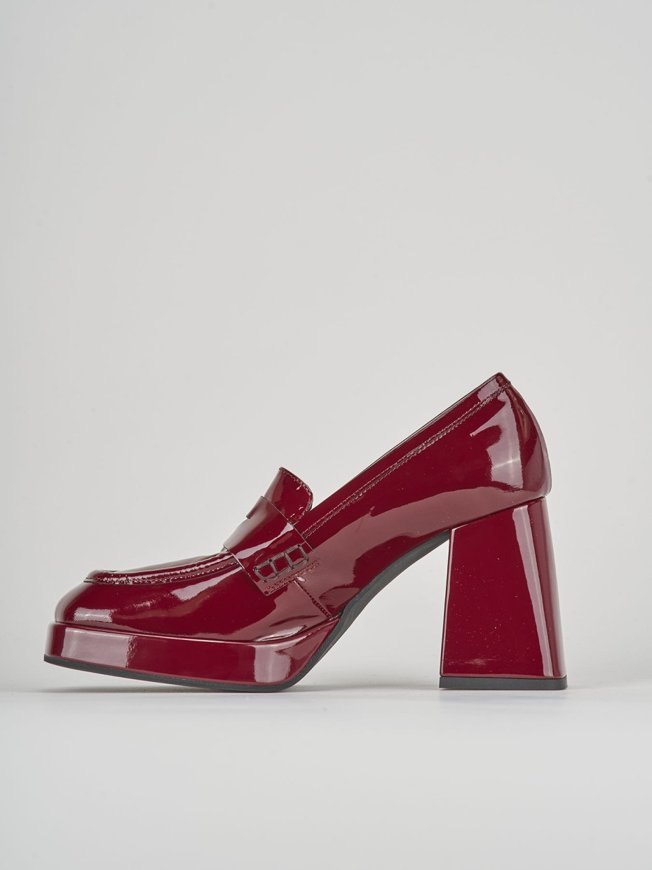 Mocasines tacón 7 cm burdeos charol