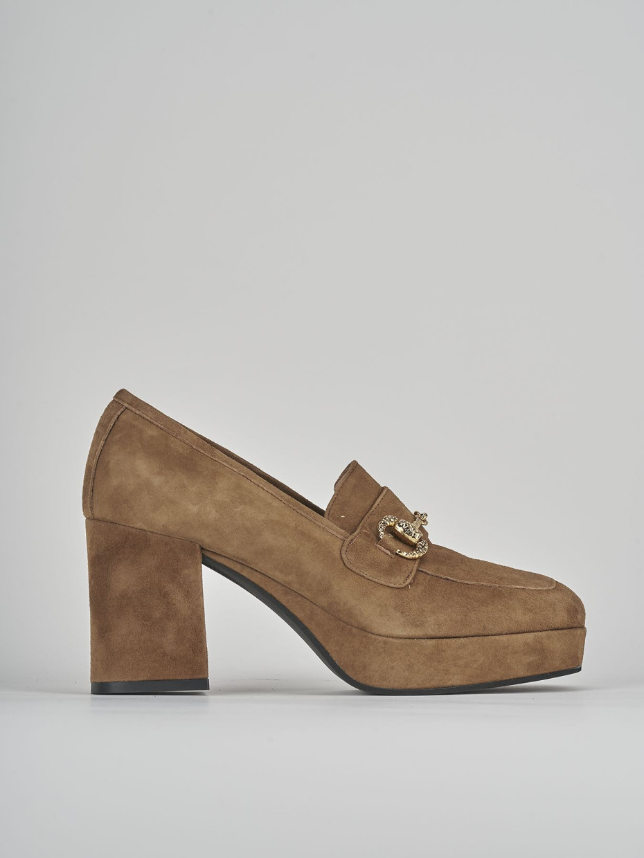 Mocasines tacón 7 cm marrón ante
