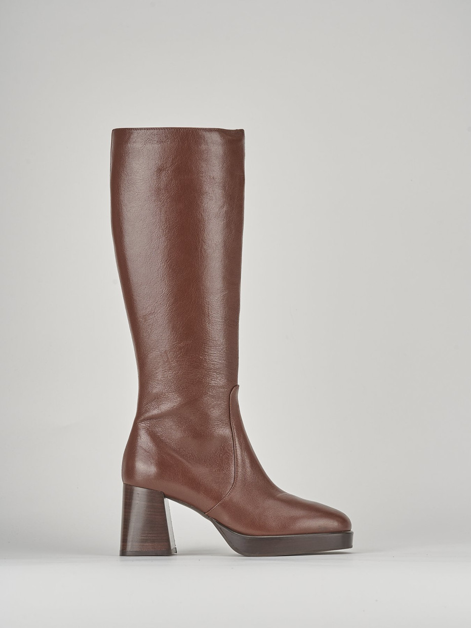 Botas de tacón alto tacón 7 cm marrón cuero