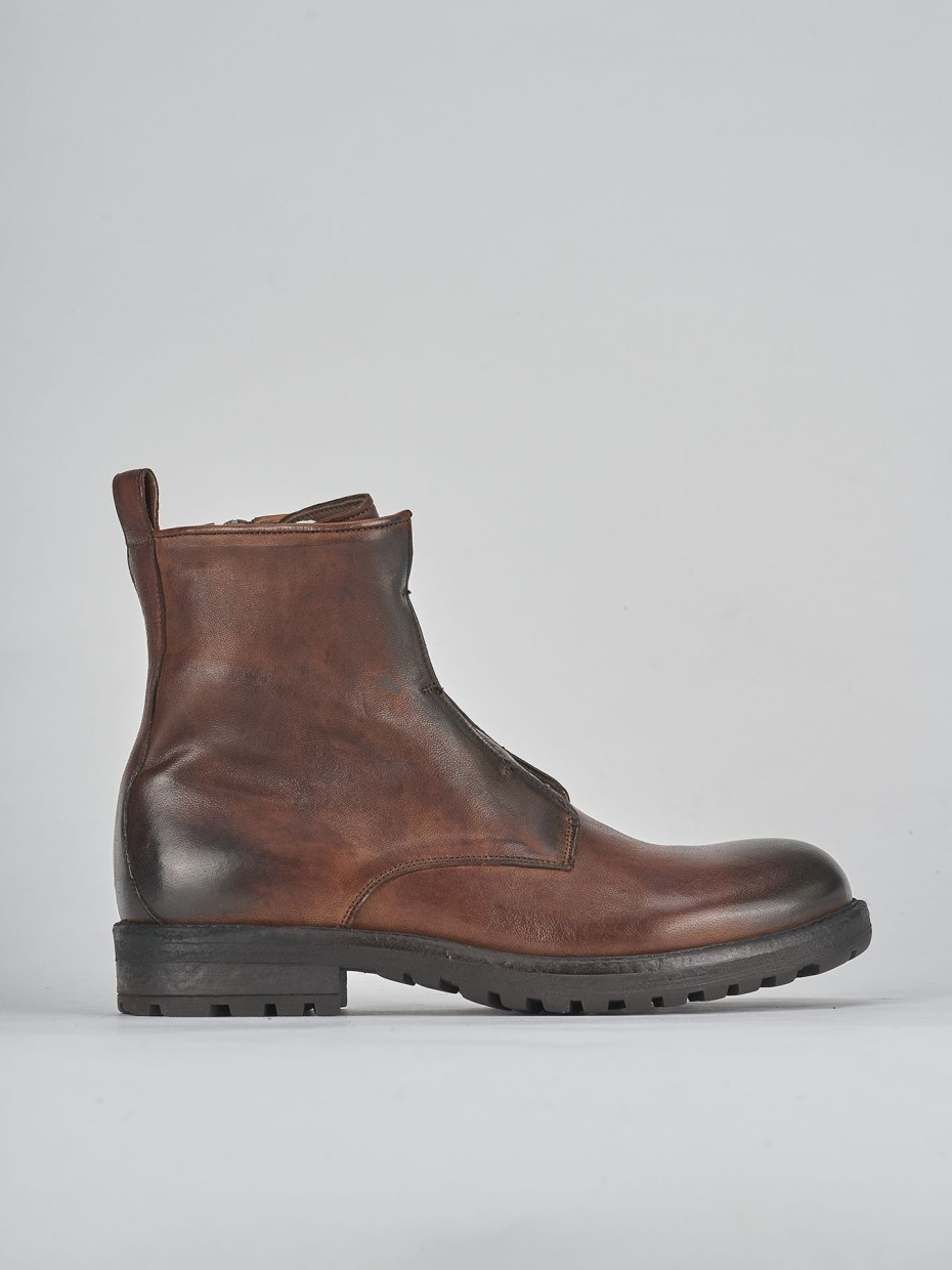 Botines marrón cuero