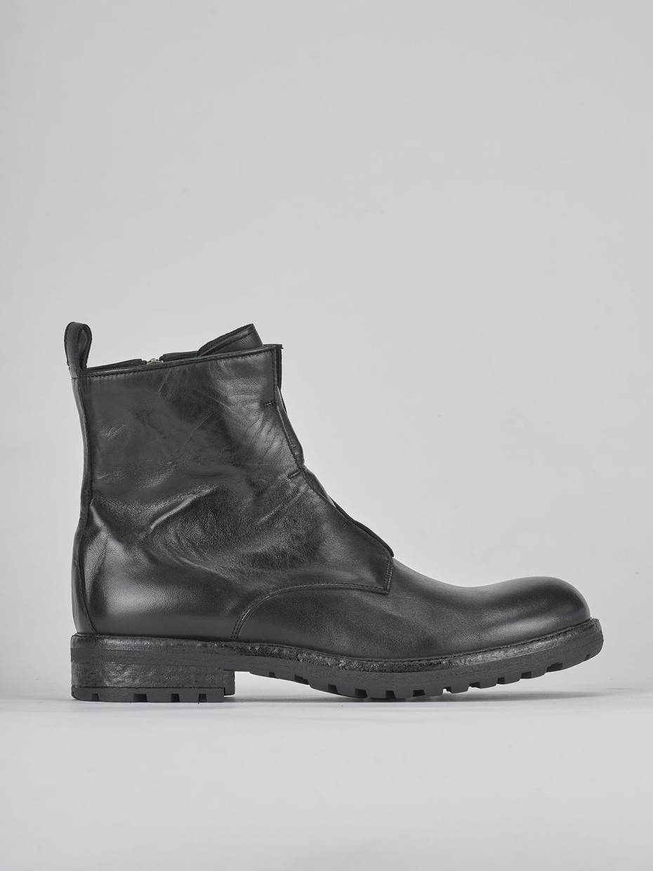 Botines negro cuero