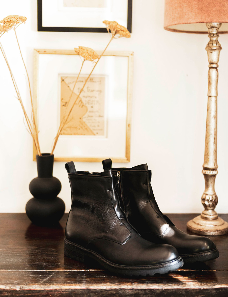 Botines negro cuero