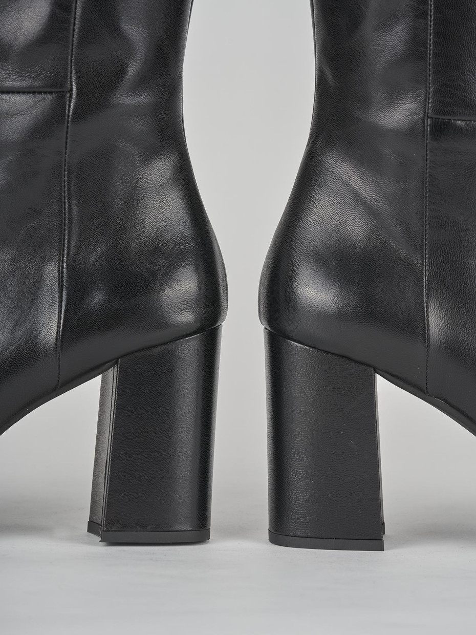 High heel boots heel 9 cm black leather