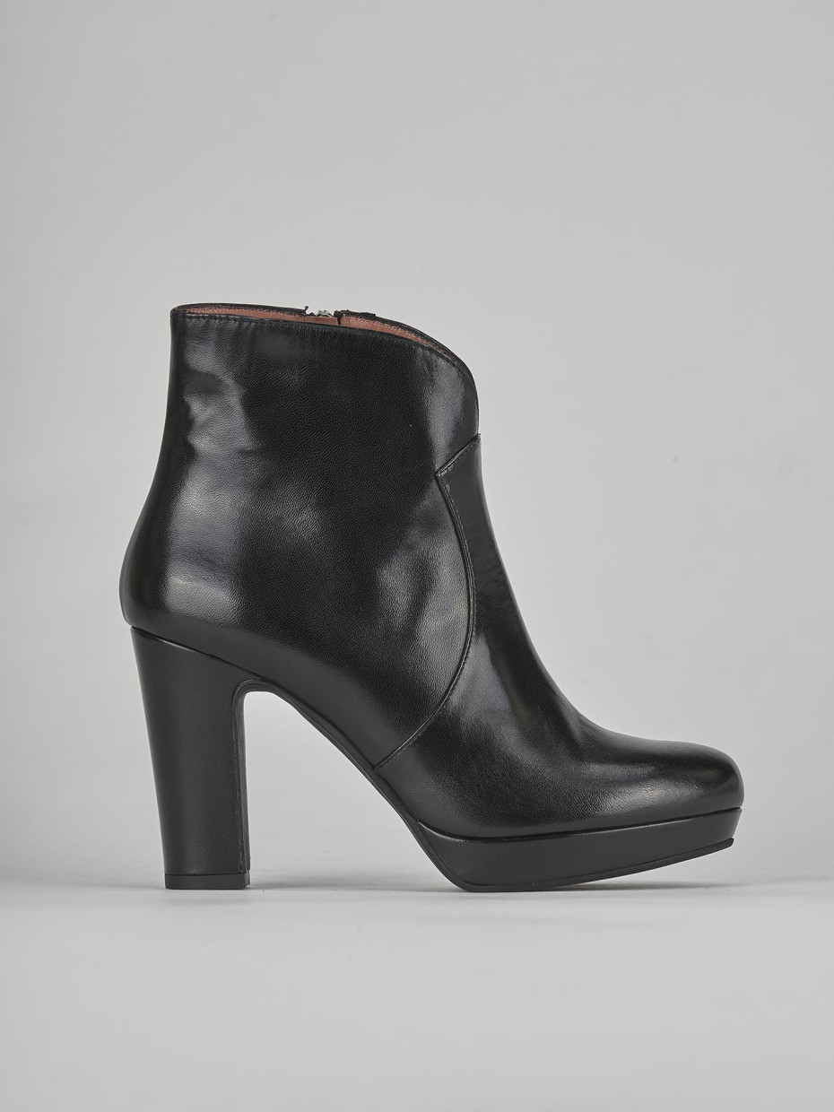 Botines de tacón alto tacón 7 cm negro cuero