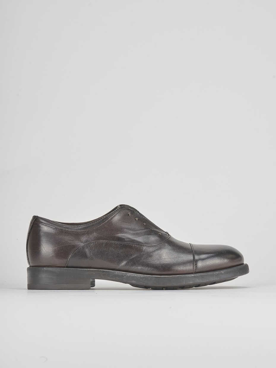 Zapatos de cordones marrón oscuro cuero