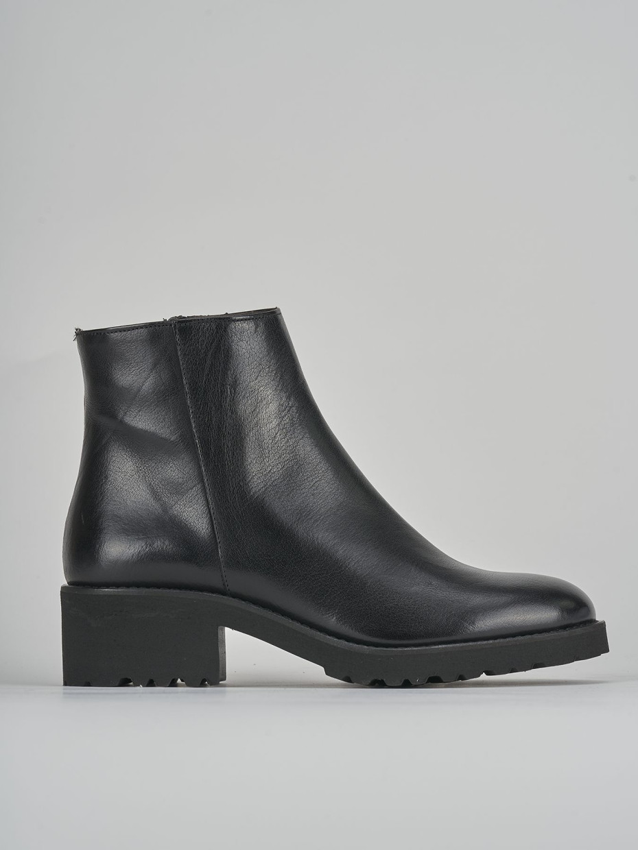 Botines de tacón bajo tacón 4 cm negro cuero