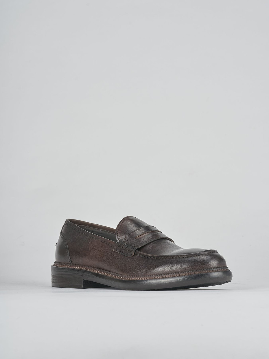 Mocasines marrón oscuro cuero