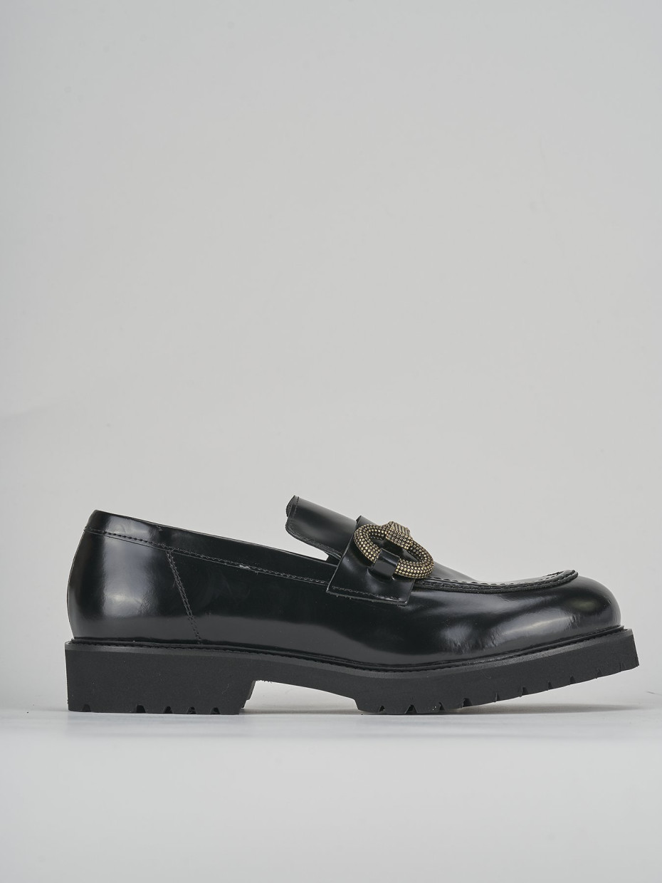 Mocasines tacón 2 cm negro cuero