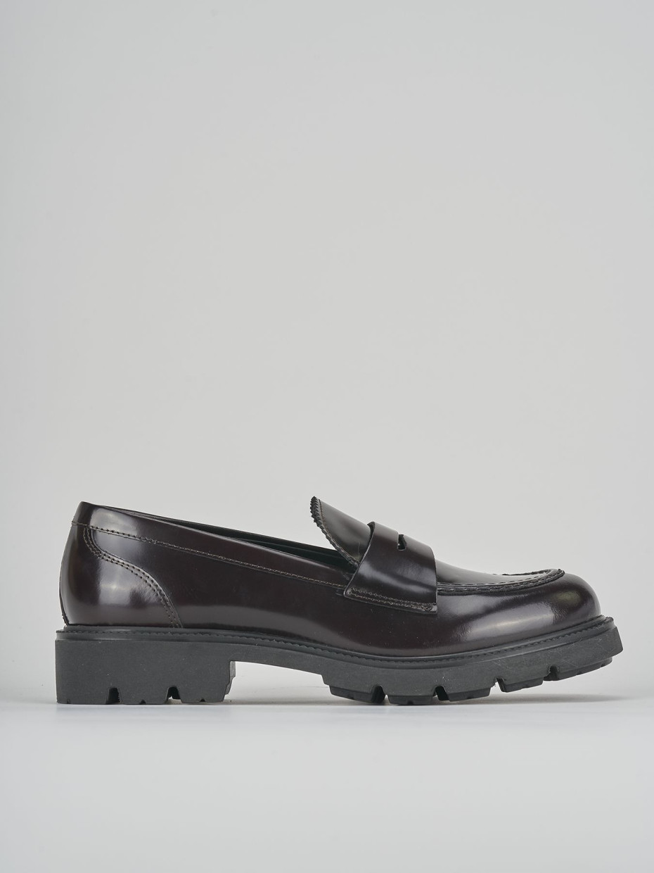 Mocasines tacón 2 cm burdeos cuero