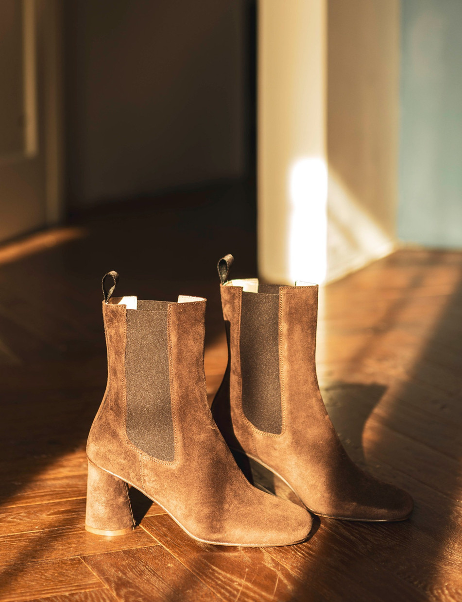 Botines de tacón alto tacón 7 cm marrón oscuro ante