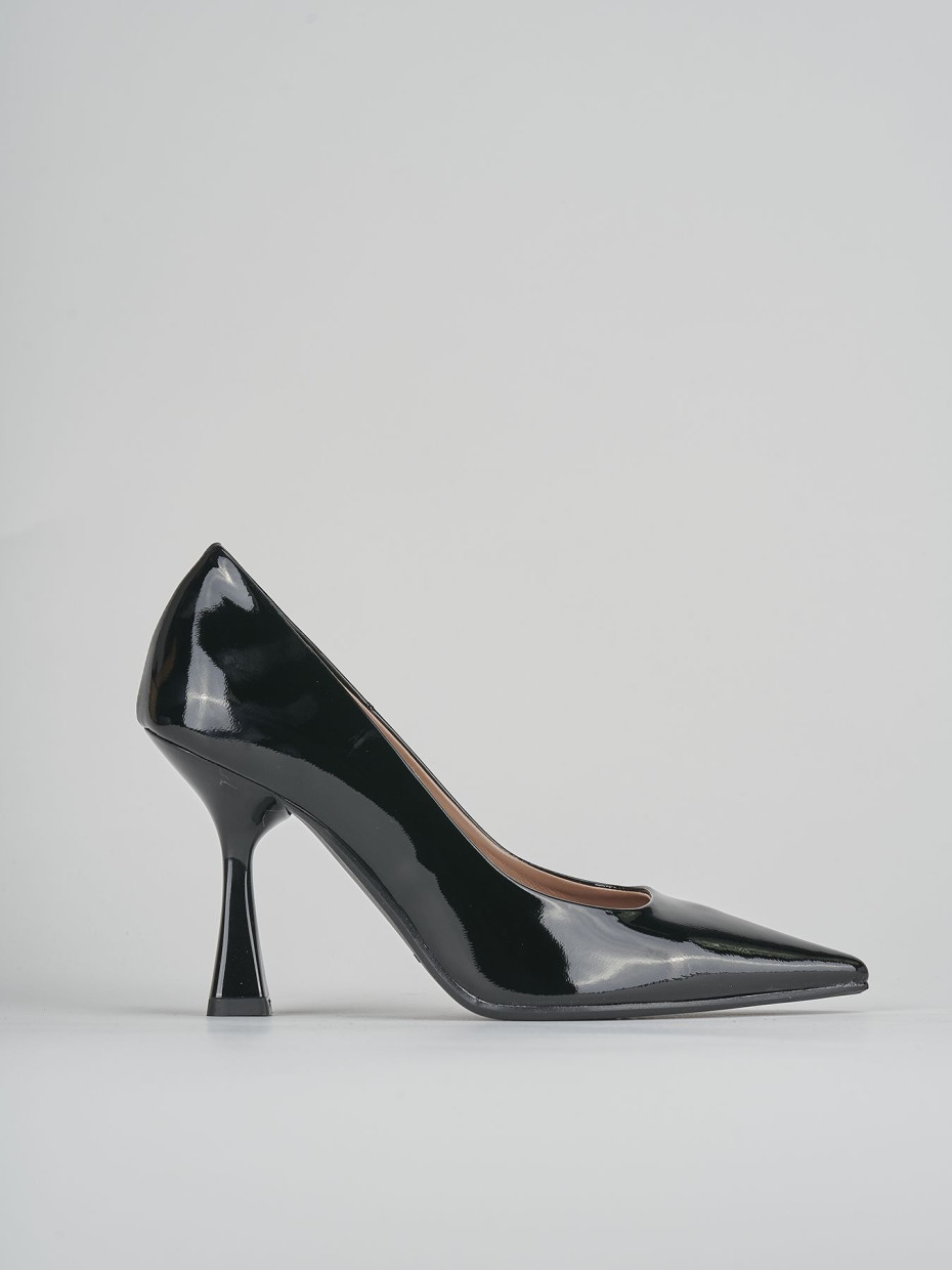 Pumps heel 9 cm black patent