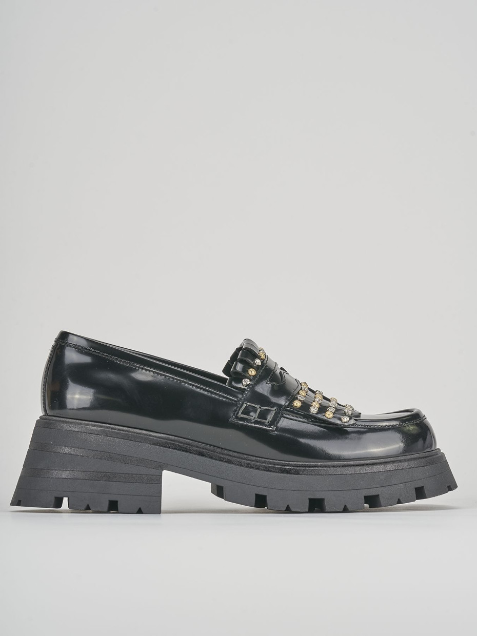 Mocasines tacón 2 cm negro cuero
