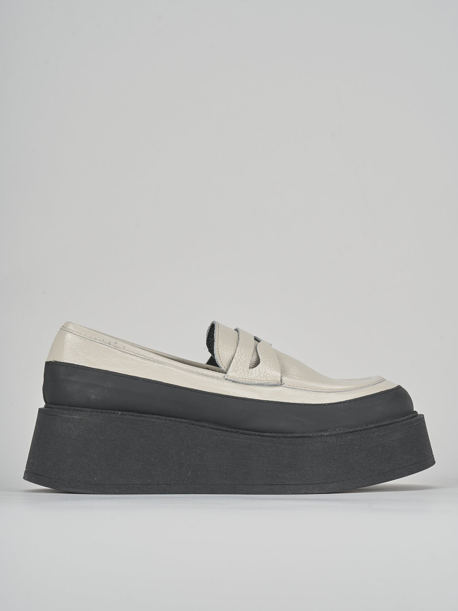 Mocasines tacón 2 cm blanco cuero