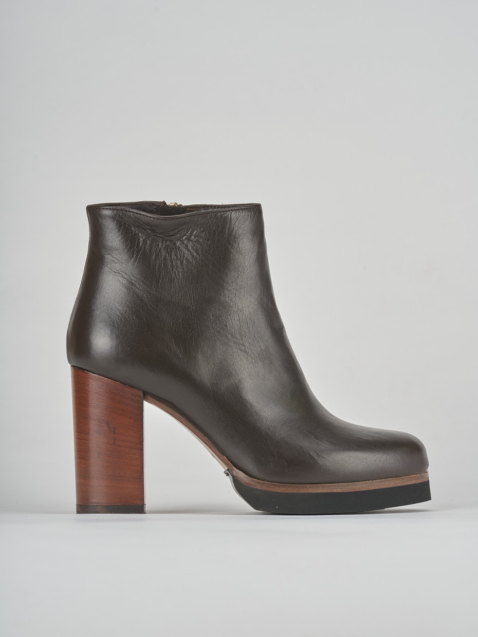 High heel ankle boots heel 8 cm black leather