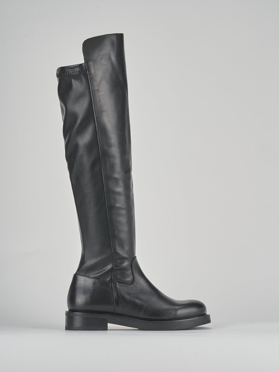 Botas de tacón bajo tacón 2 cm negro cuero