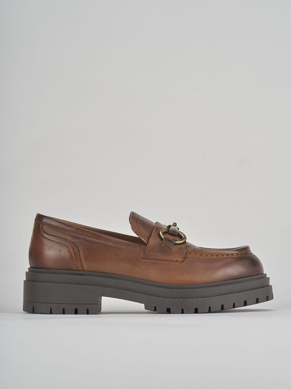 Mocasines tacón 2 cm marrón cuero