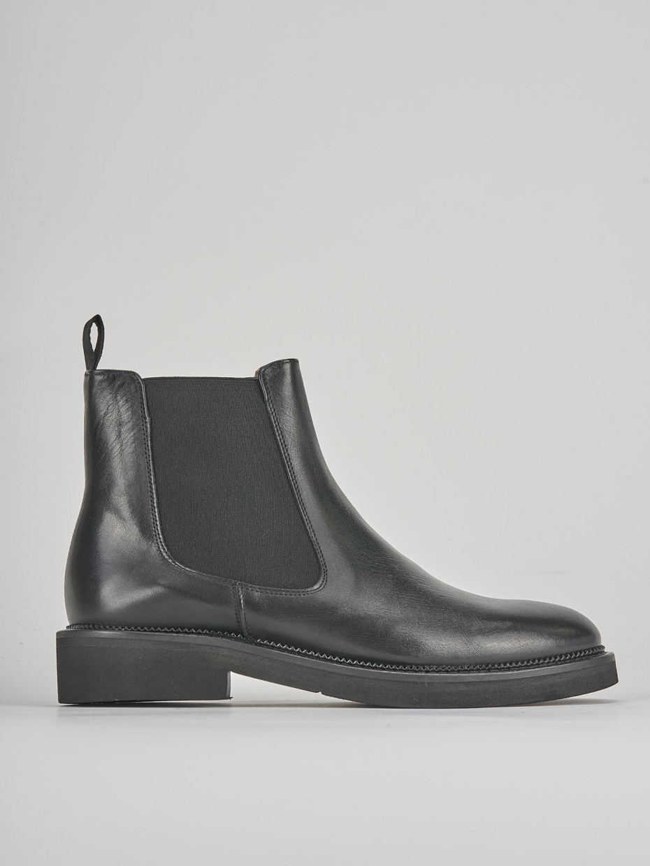Botines de tacón bajo tacón 2 cm negro cuero