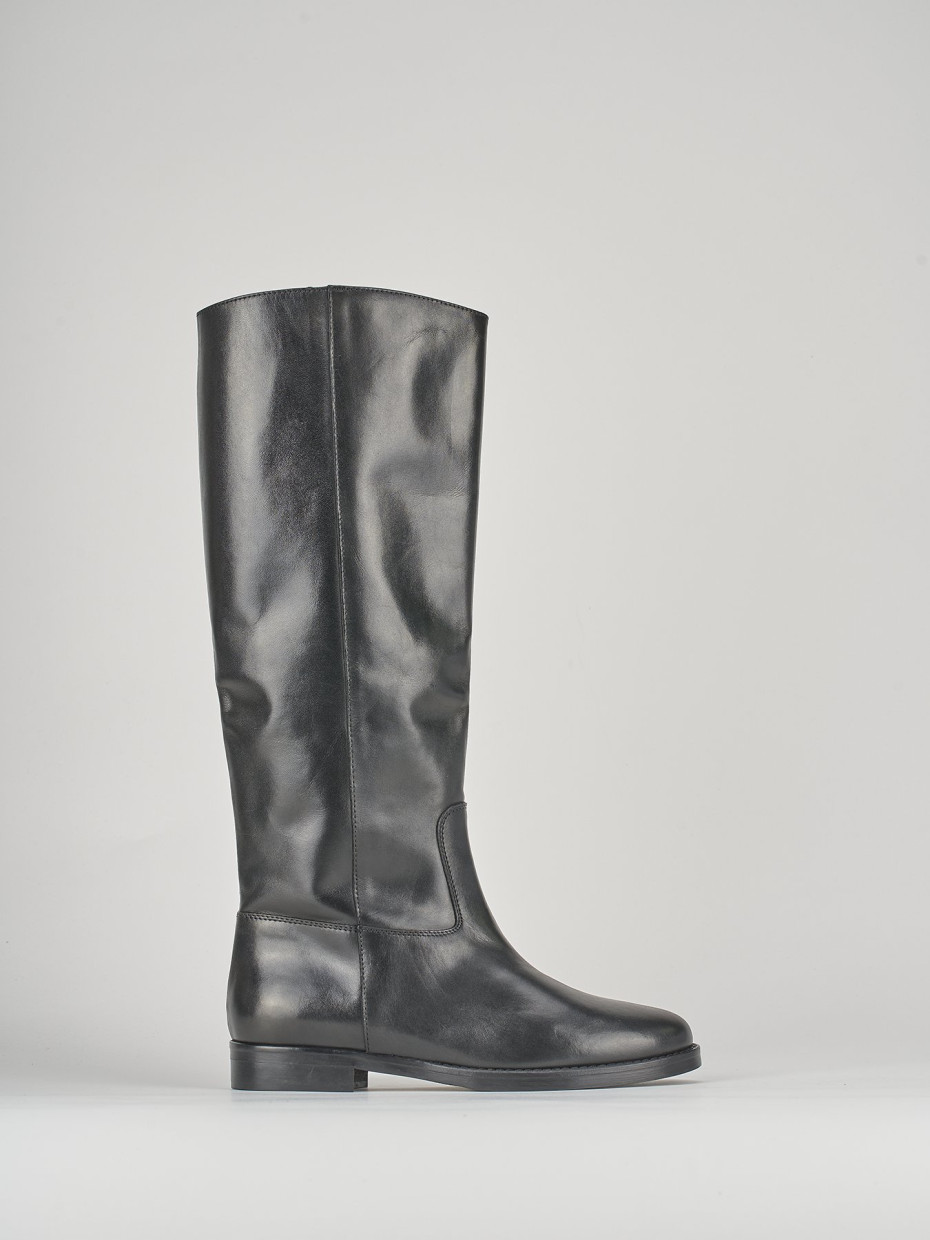 Botas de tacón bajo tacón 3 cm negro cuero