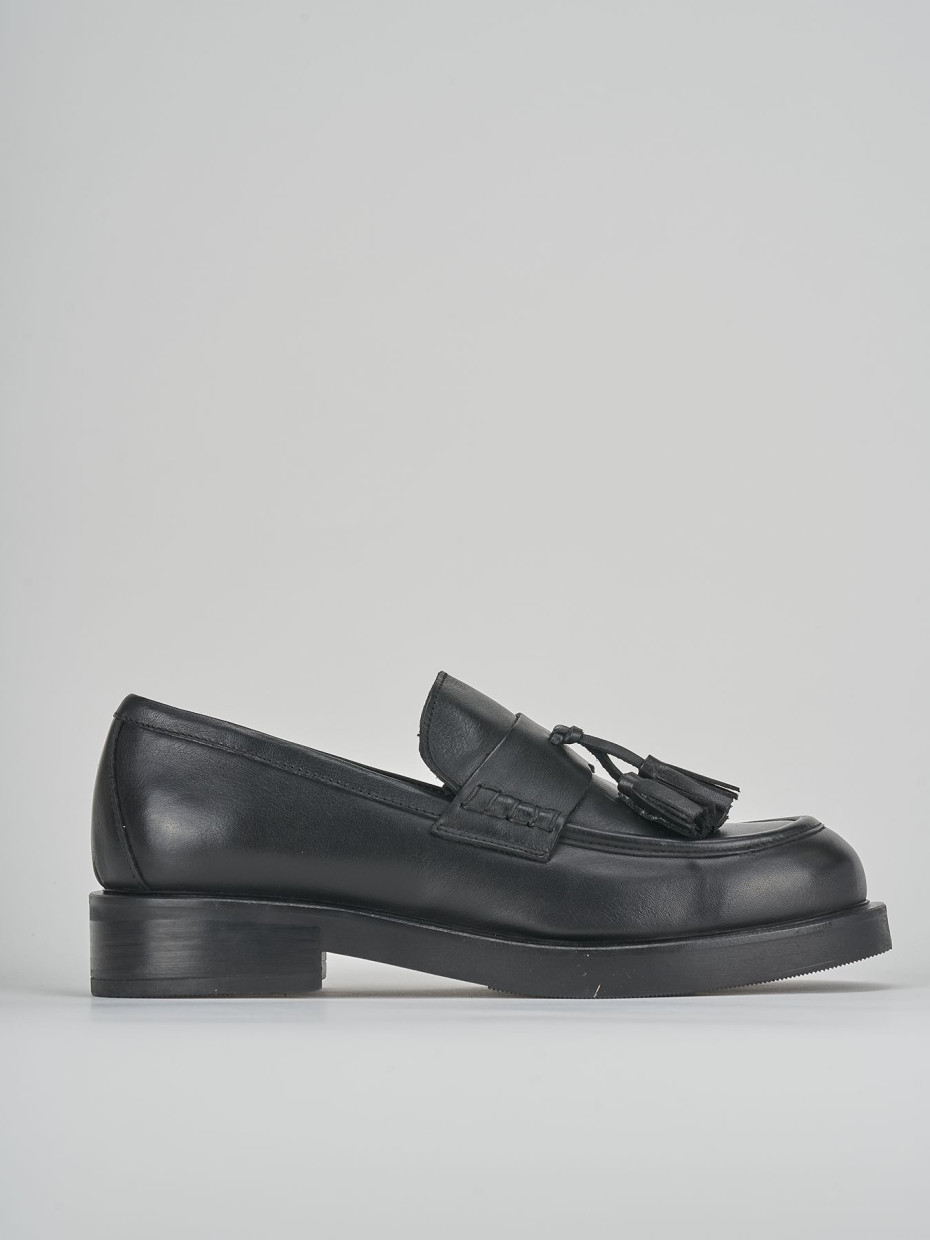 Mocasines tacón 1 cm negro cuero