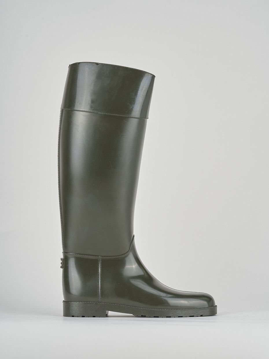 Botas de tacón bajo tacón 2 cm verde goma