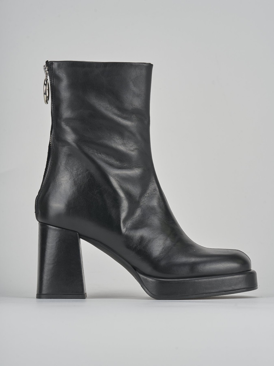 High heel ankle boots heel 6 cm black leather