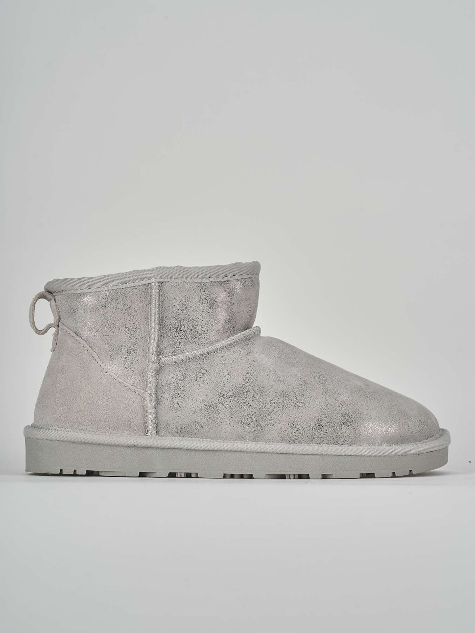 Stivaletti camoscio bianco