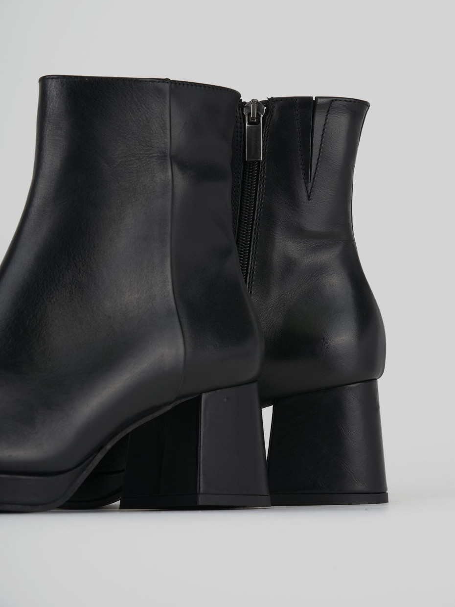 Botines de tacón alto tacón 6 cm negro cuero
