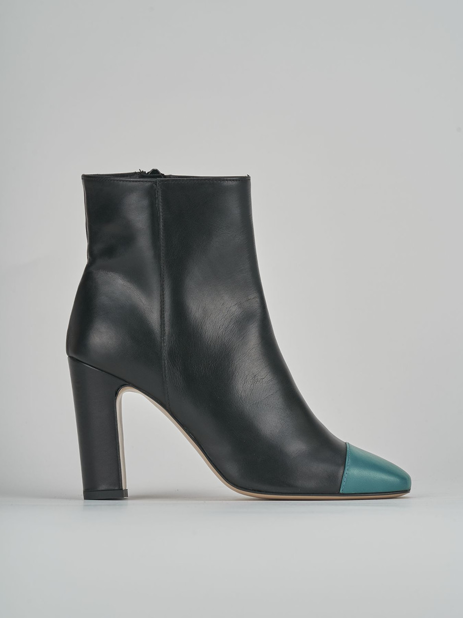 Stivaletti tacco 8cm pelle nero