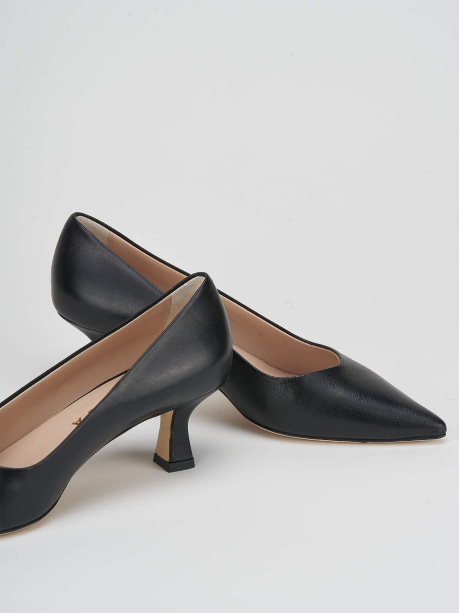Zapatos de salón tacón 5 cm negro cuero