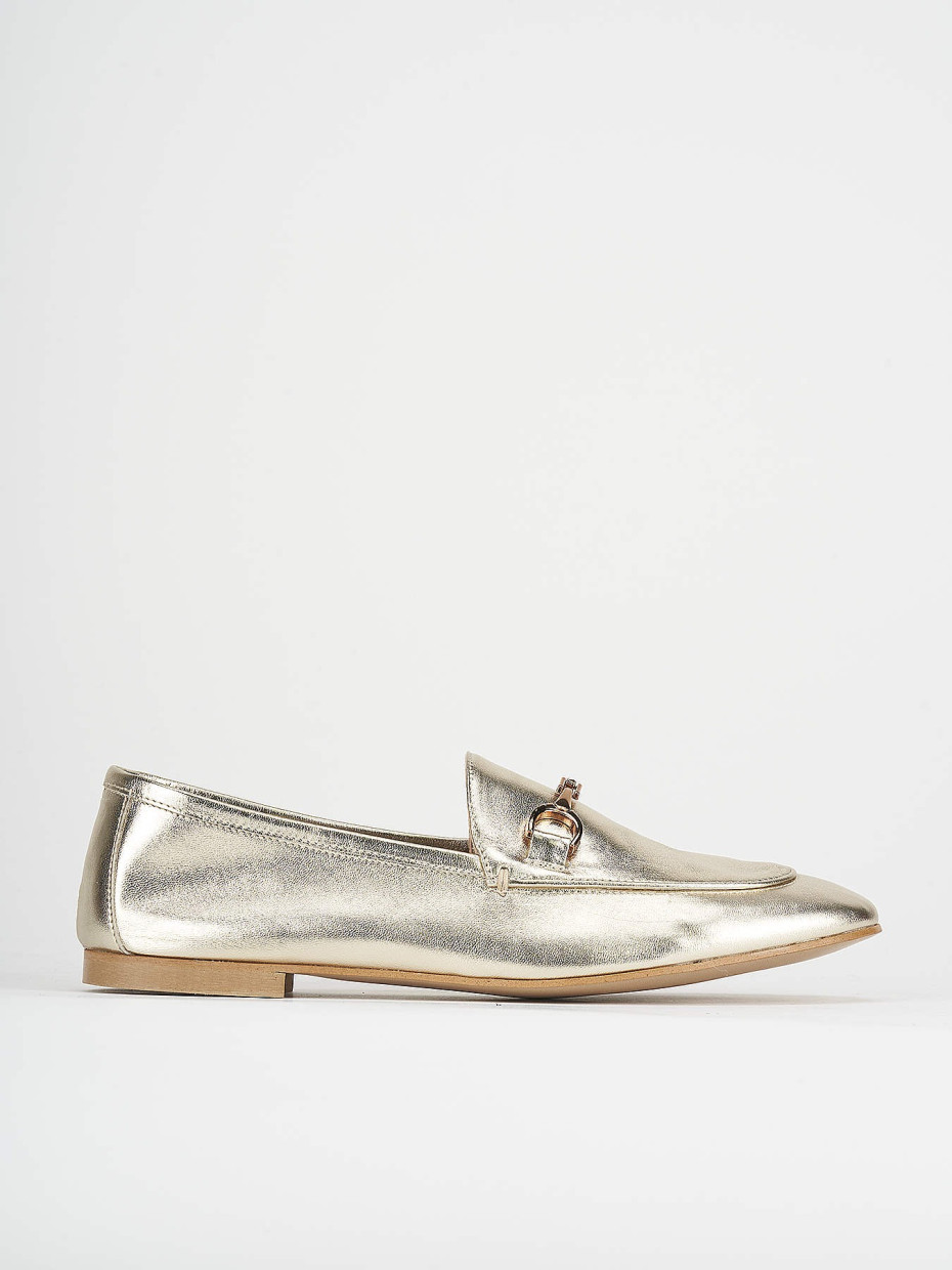Mocasines tacón 1 cm oro cuero