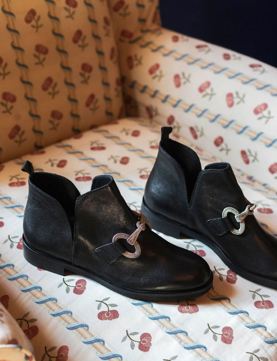 Botines de tacón bajo tacón 2 cm negro cuero