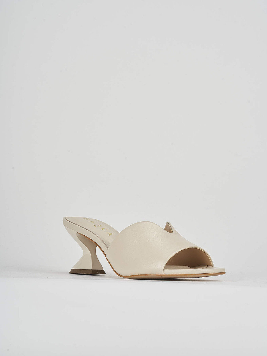 Mules tacón 6 cm beis cuero