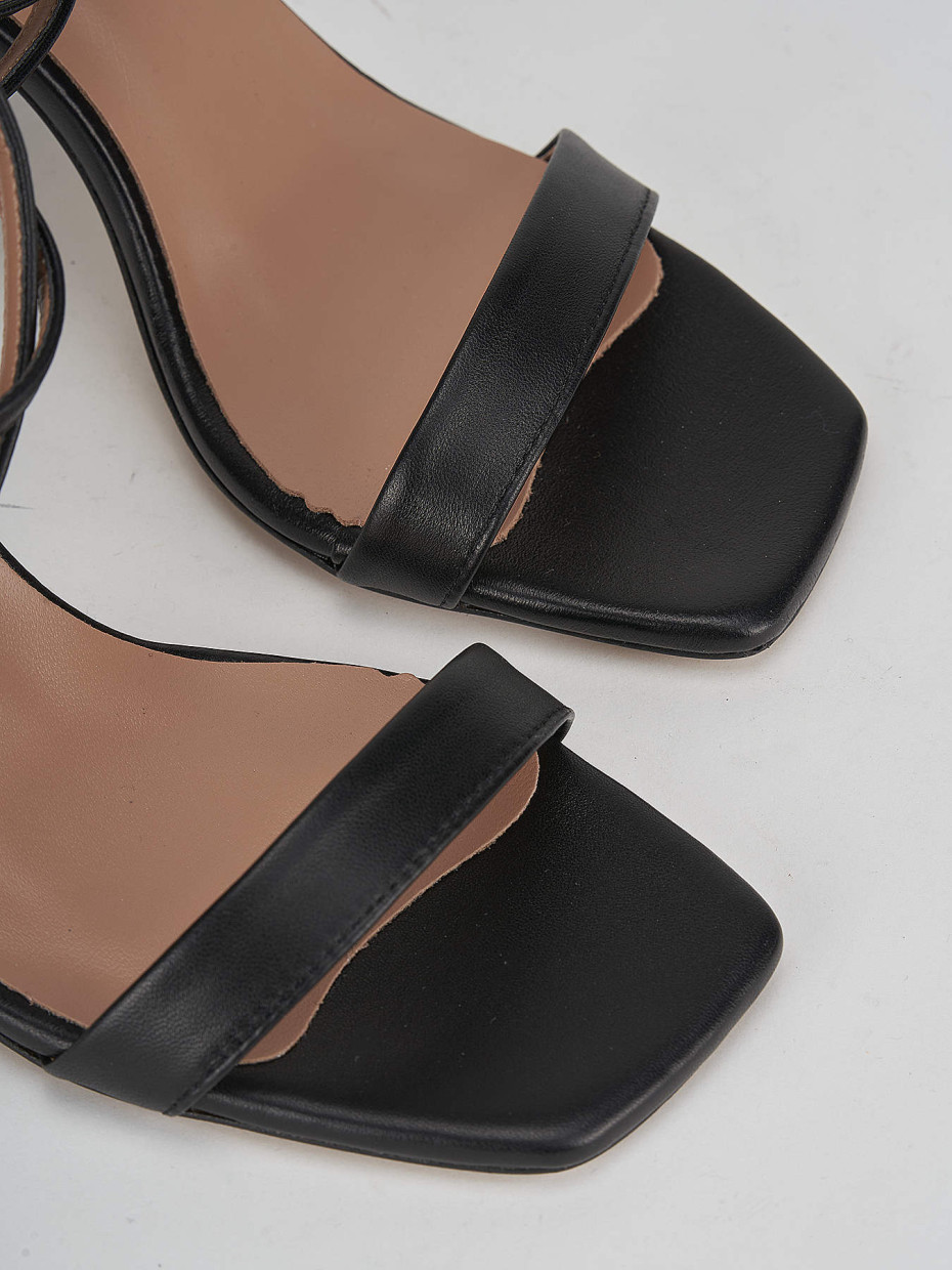 High heel sandals heel 8 cm black leather