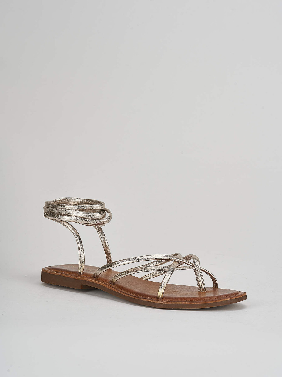 Sandalias de tacón bajo tacón 1 cm oro cuero