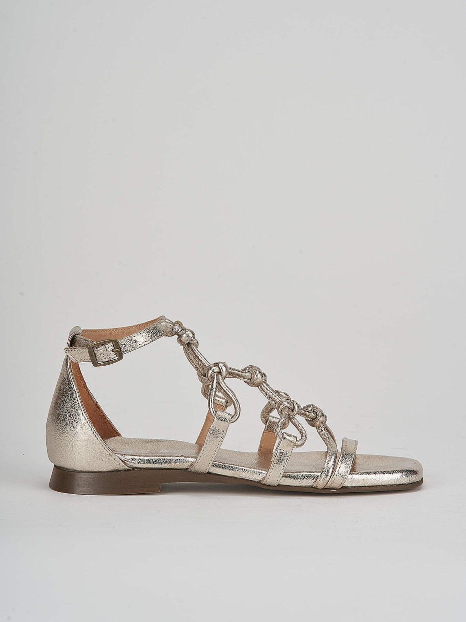 Sandalias de tacón bajo tacón 1 cm oro cuero