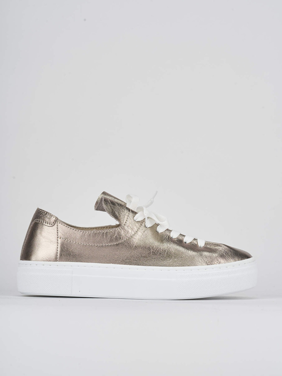 Sneakers silver leather