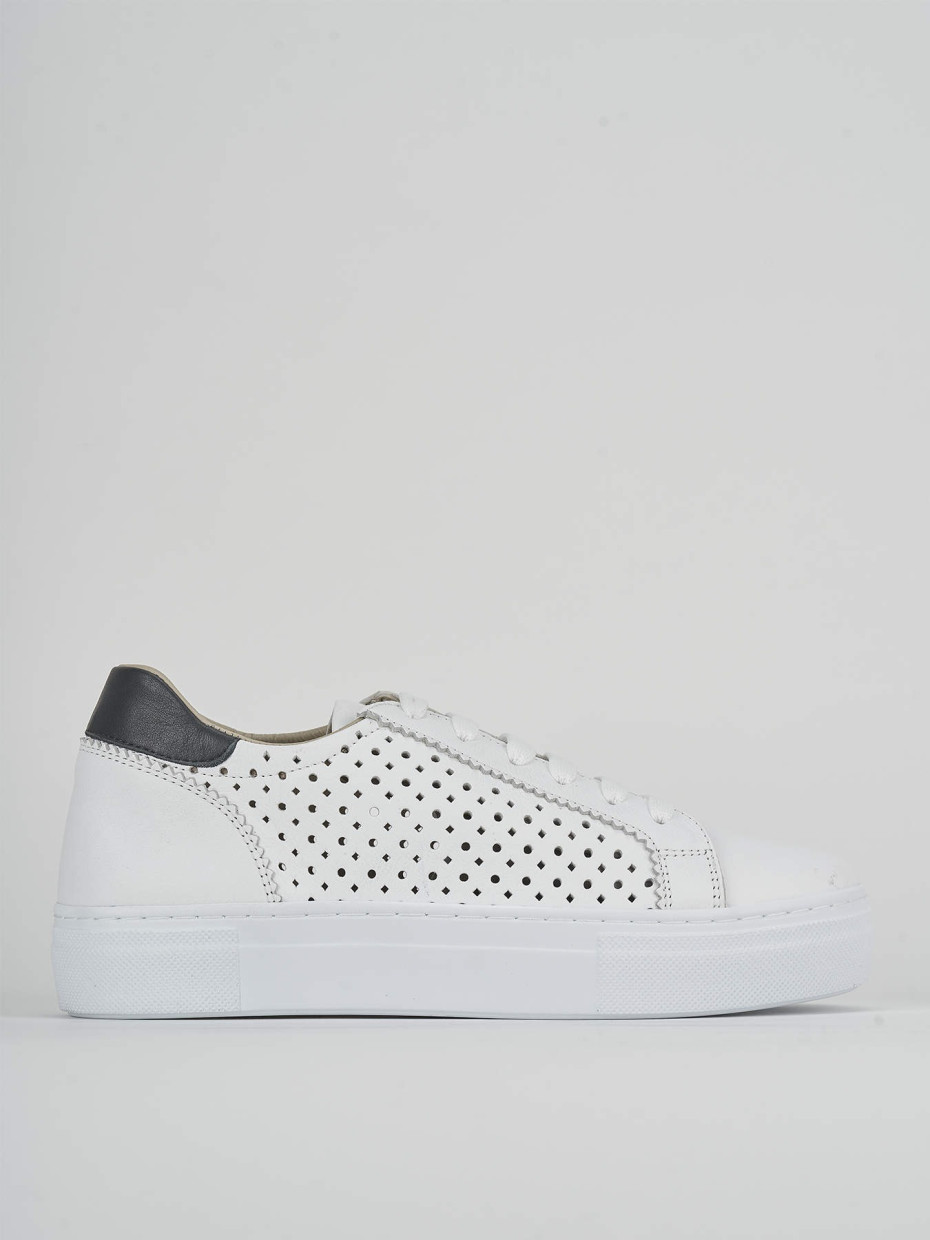 Zapatillas deportivas blanco cuero