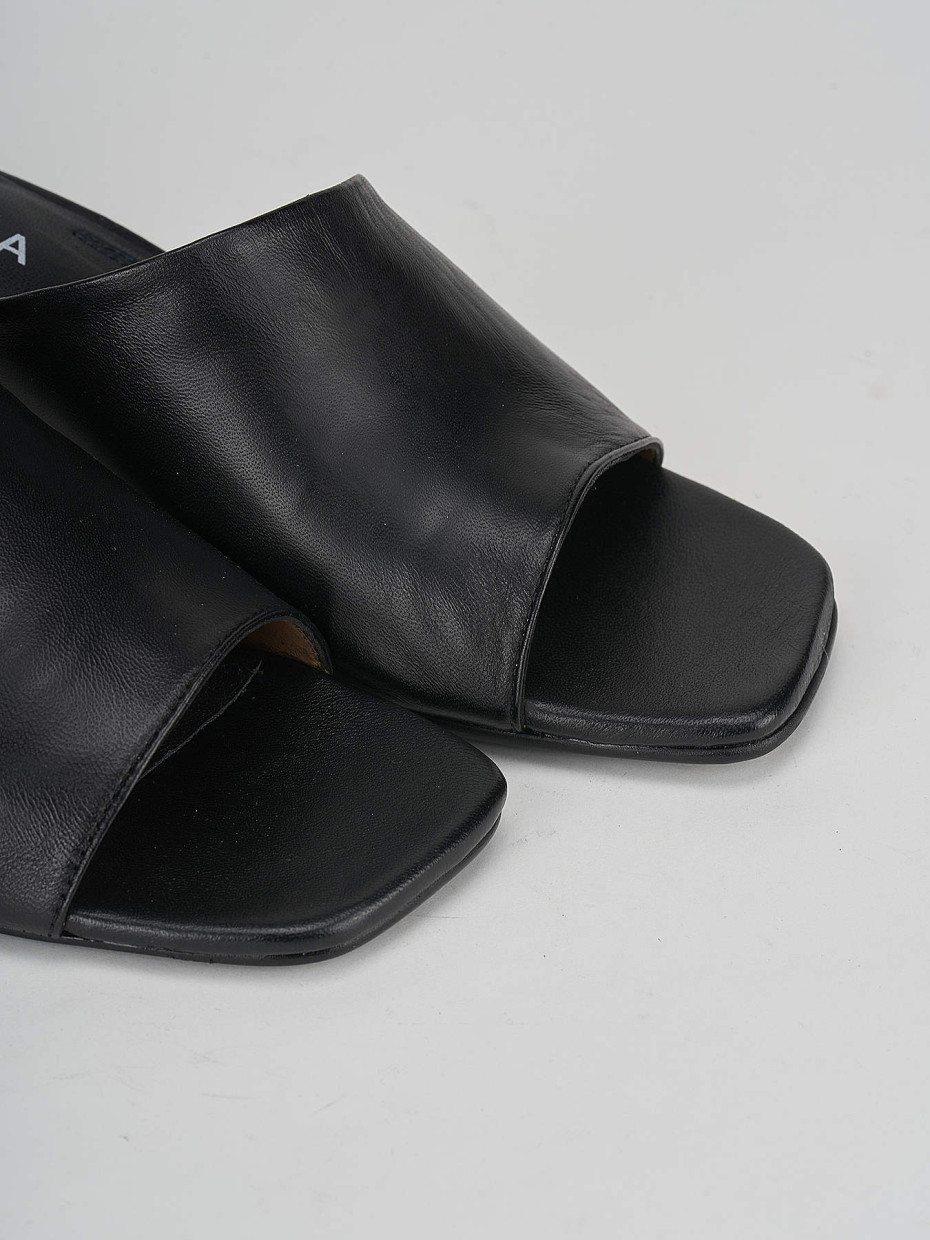Mules tacón 5 cm negro cuero