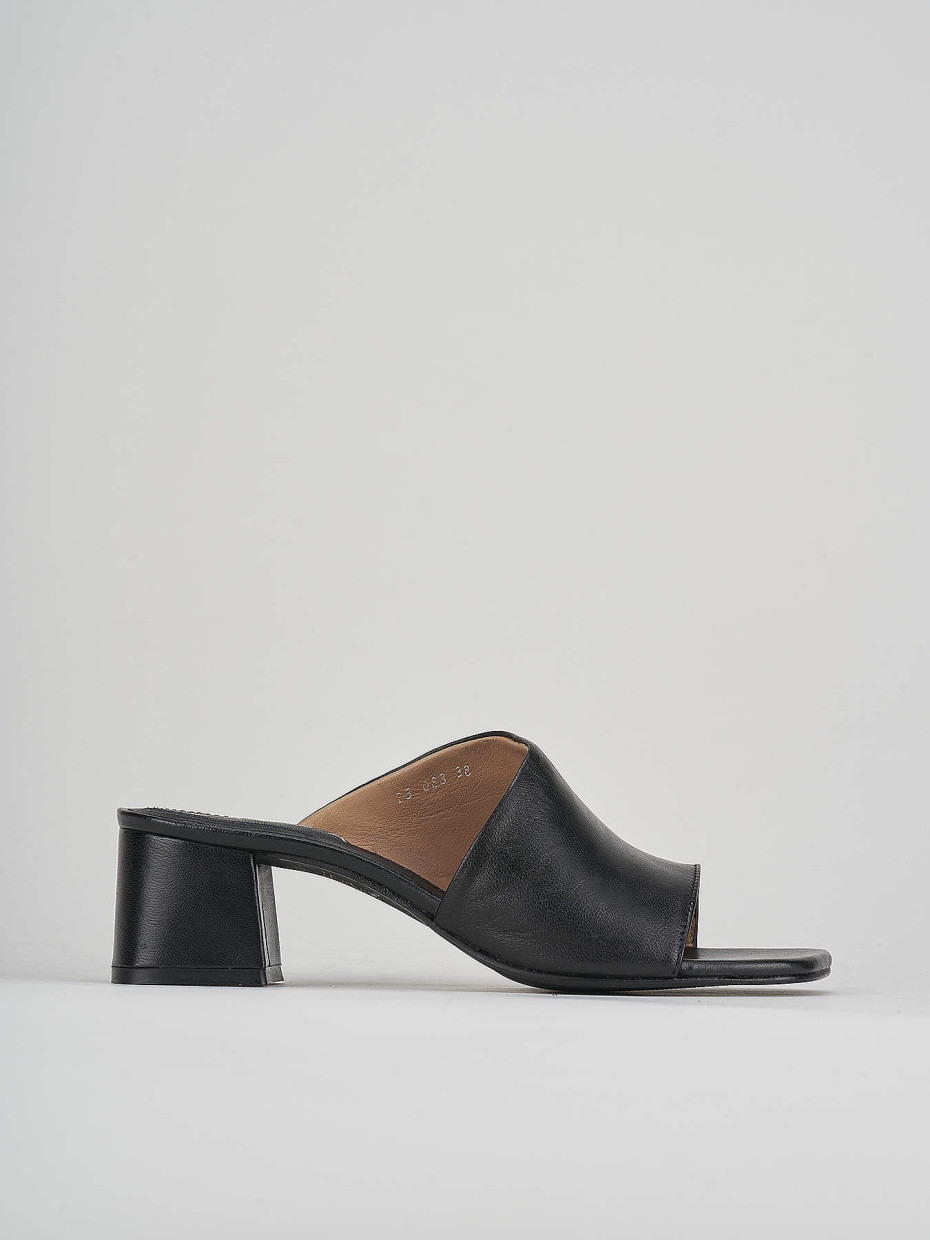 Mules tacón 5 cm negro cuero