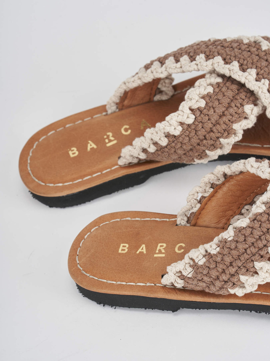 Mules tacón 1 cm marrón oscuro tejido
