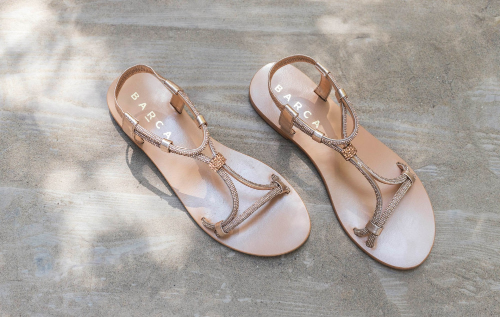 Low heel sandals heel 1 cm gold leather