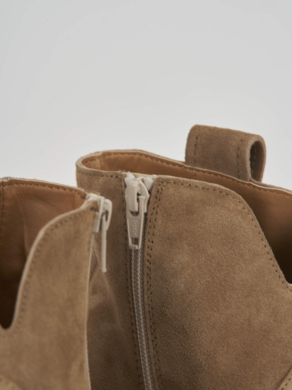 Botines de tacón alto tacón 7 cm beis ante