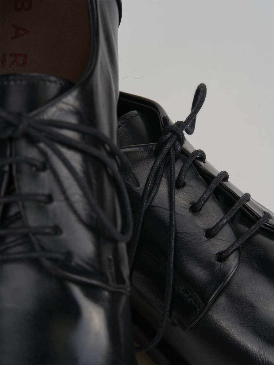 Zapatos de cordones tacón 1 cm negro cuero