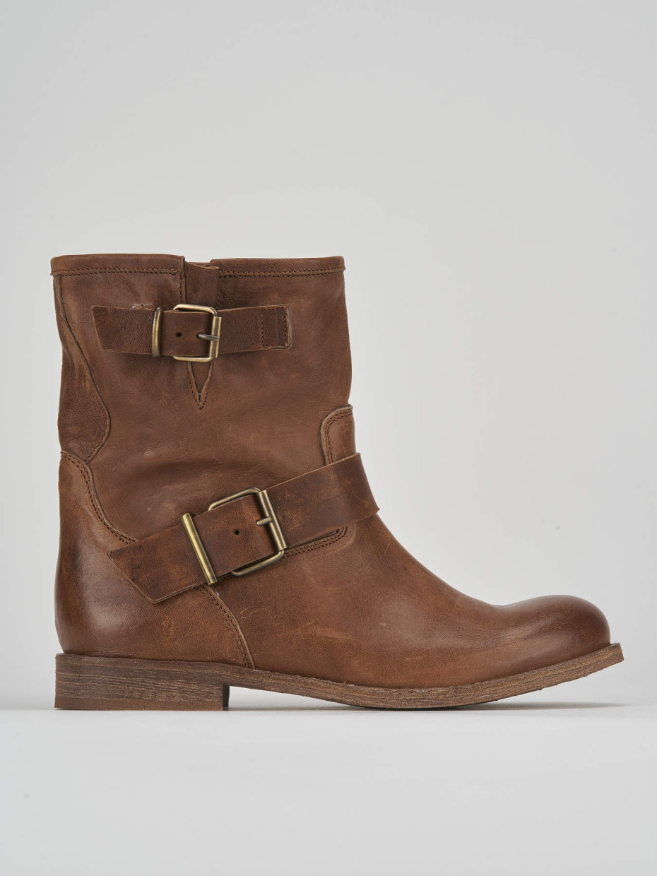 Botines de tacón bajo tacón 2 cm marrón cuero