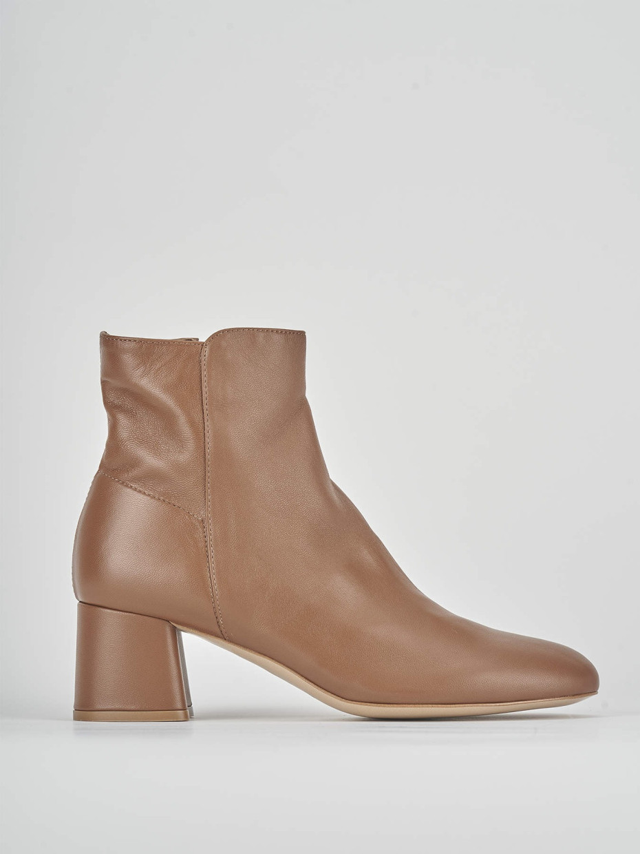 Botines de tacón alto tacón 5 cm marrón cuero